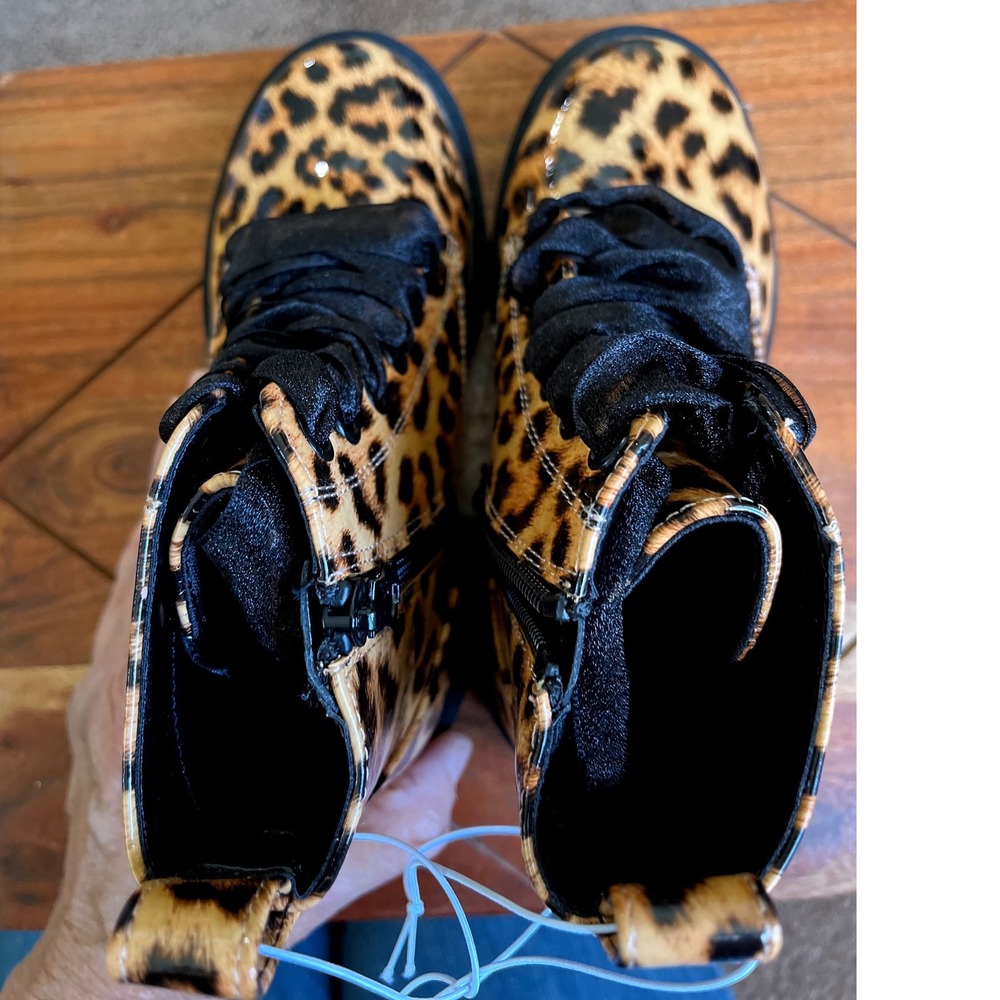 Art Class Kids Leopard Print Patent Combat Boots Ribbon Laces Side Zip Size 13 - Picture 3 of 8
